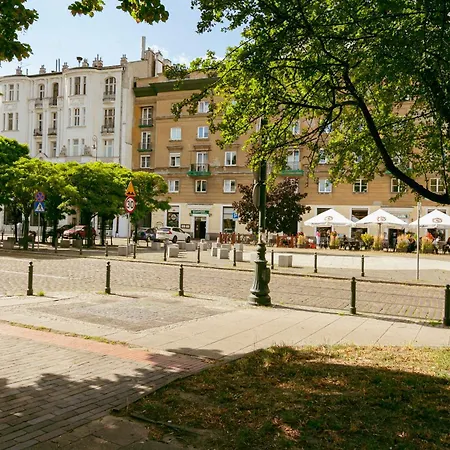 Chlodna 11 - 6 Os - Better