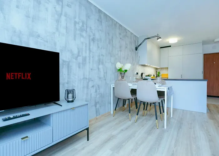 Chlodna 11 - 6 Os - Better * Warsaw