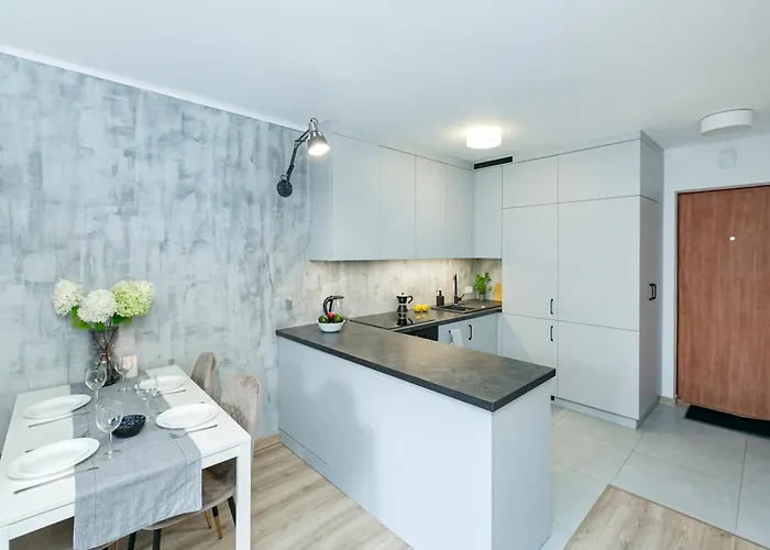 Chlodna 11 - 6 Os - Better * Warsaw