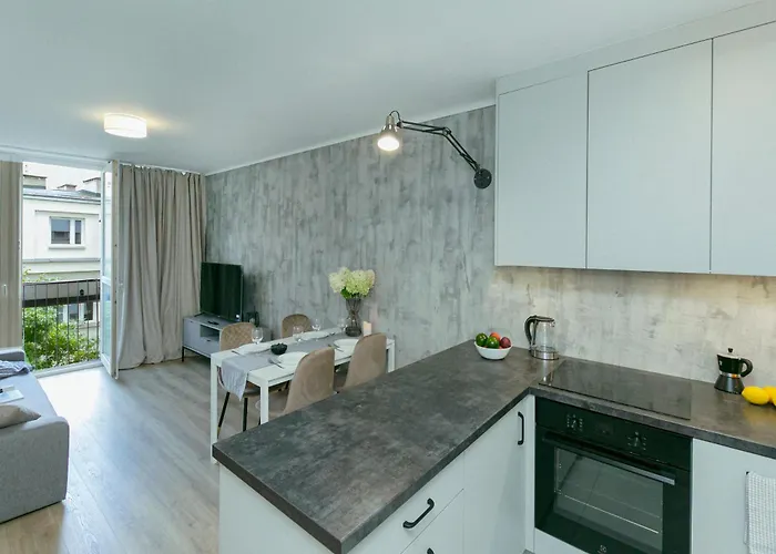 Apartment Chlodna 11 - 6 Os - Better Warsaw