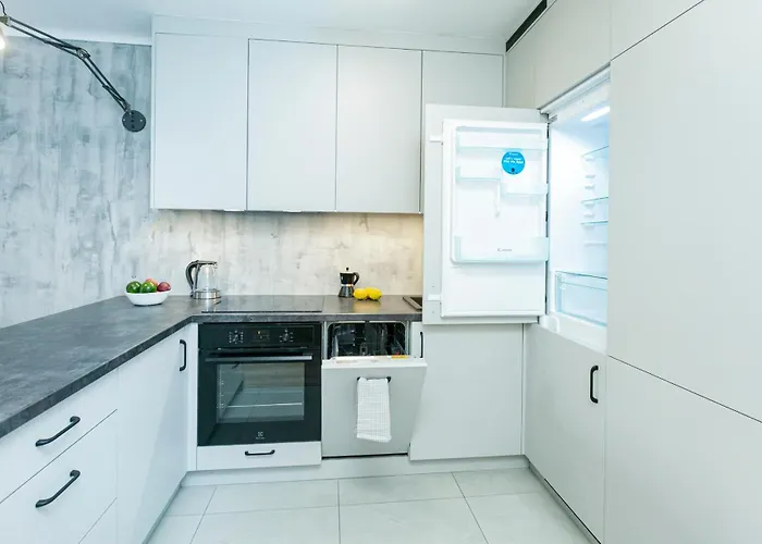 Chlodna 11 - 6 Os - Better *