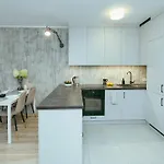 Chlodna 11 - 6 Os - Better Lejlighed *